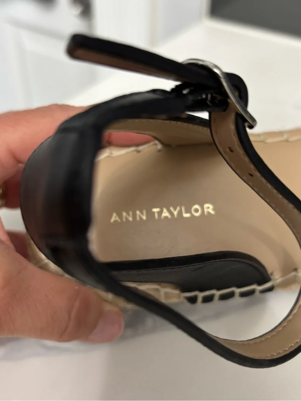 Ann Taylor Isabella Espadrille Flats Blue Giraffe Print Calf Hair Size 8M NWOT